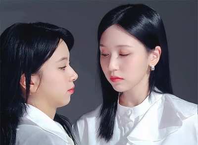 Mina & Chaeyoung