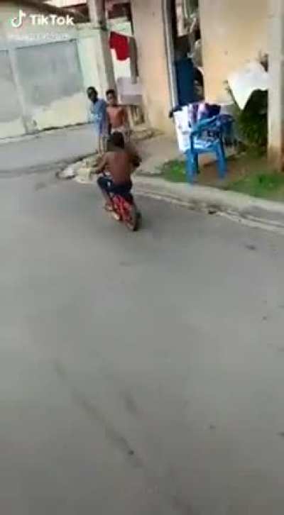 Permiso mamaguevo