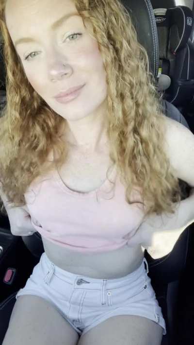 Do small boobs get love here too?😌 41, mom of two (drop)