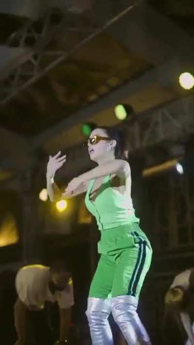 Yassi Pressman