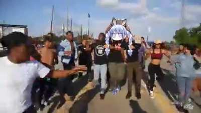 Pekora really do be vibing tho O_O