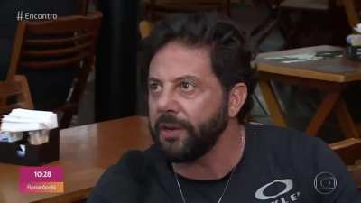 Brasil um país de tolos.