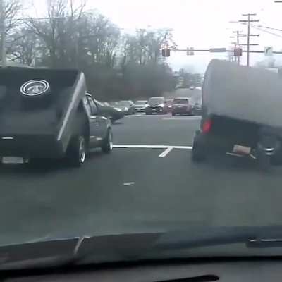 Truckhunters: shake that trunk dude, show us. The young, desolate trucks from the hood: