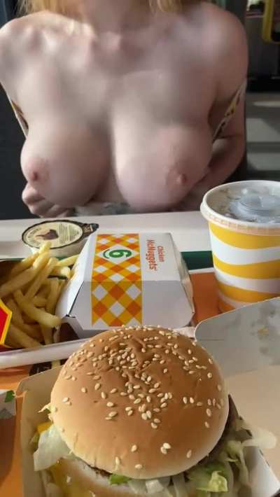 Finish the Big Mac and I’ll let you taste my McTitties 😘 (Oc reveal)