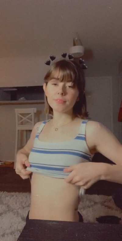 My first titty drop with face 🙈