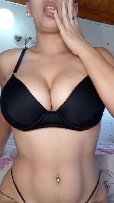 who would say no to such a big titted latina?
