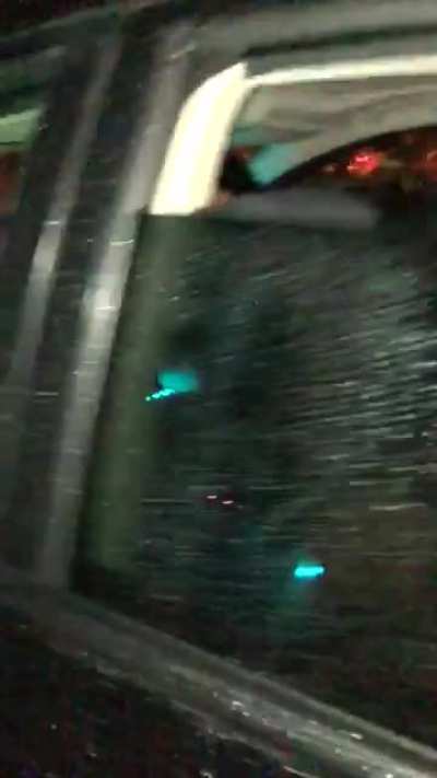 In da car for 5 minutes