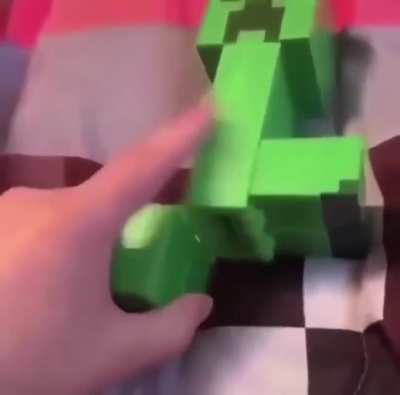 Naughty creeper