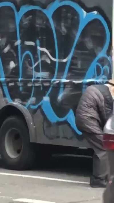 I’ve seen this man on several different occasions tagging stuff around New York and I think I’m falling in love :) (sorry for the short vid)