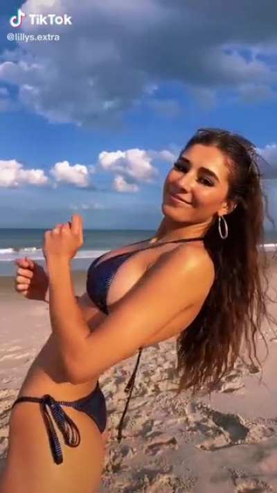 👙👙👙