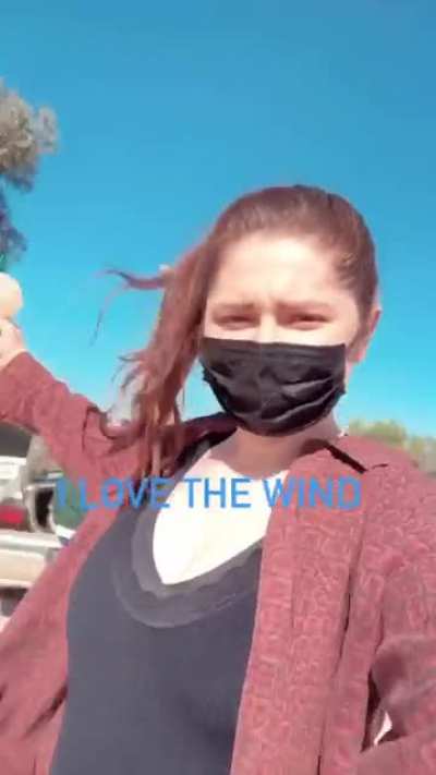 Windy cleavage