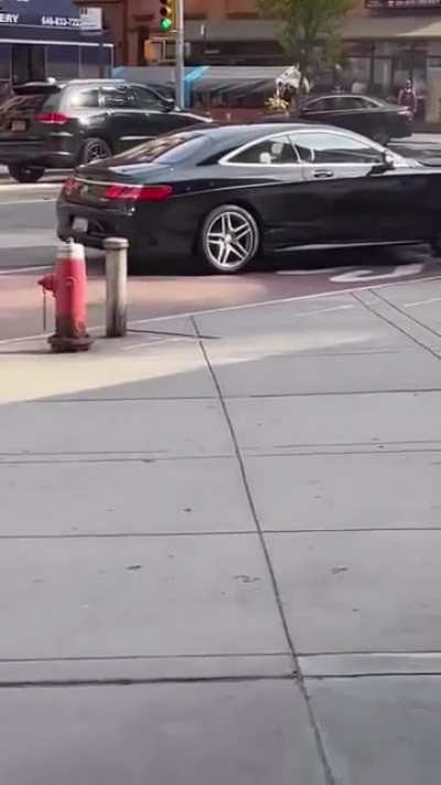 Some real roadrage in downtown.