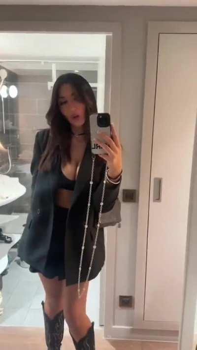 Frenchie Habibi Big Thot. @