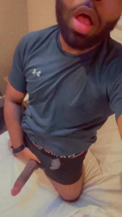 Wyd if you walk in on me stroking?👀