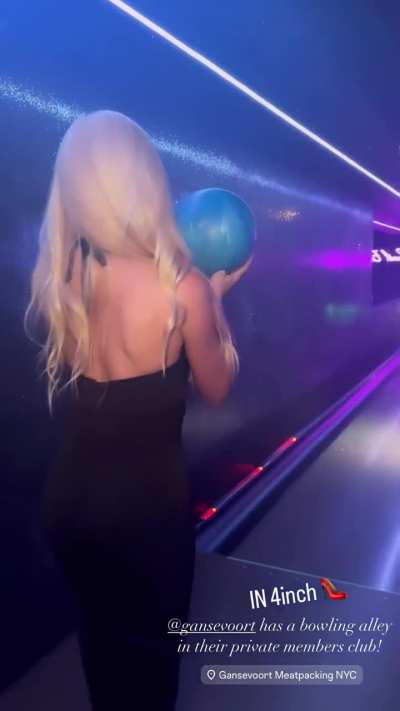 🎳