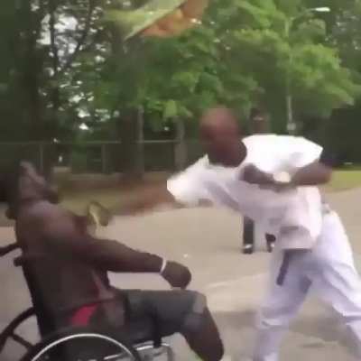 how u let a handicapped guy beat your ass?💀💀