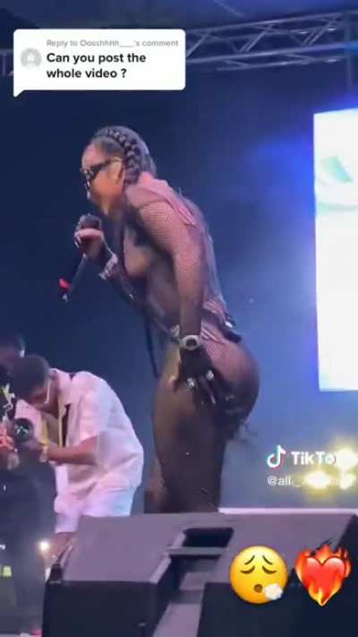 Shenseea Winterfest