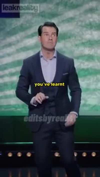 Comedian Jimmy Carr Demonstrates, How To Destroy A Heckler...