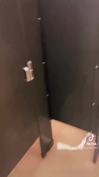 Catching smokers with a walkie-talkie