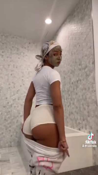 Buss it with @rubirose
