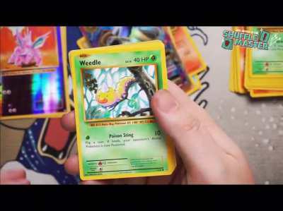 Shiny Weedle