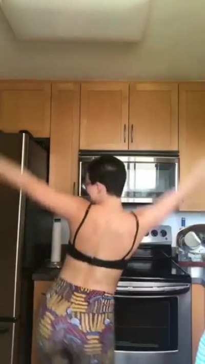 She’s got some moves!
