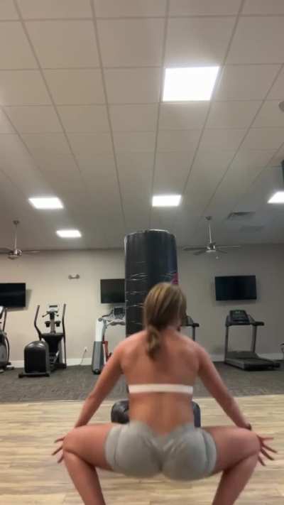 Instagram - twerking (Slow-mo)