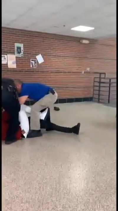 fight at my school (I'm not the one recording)