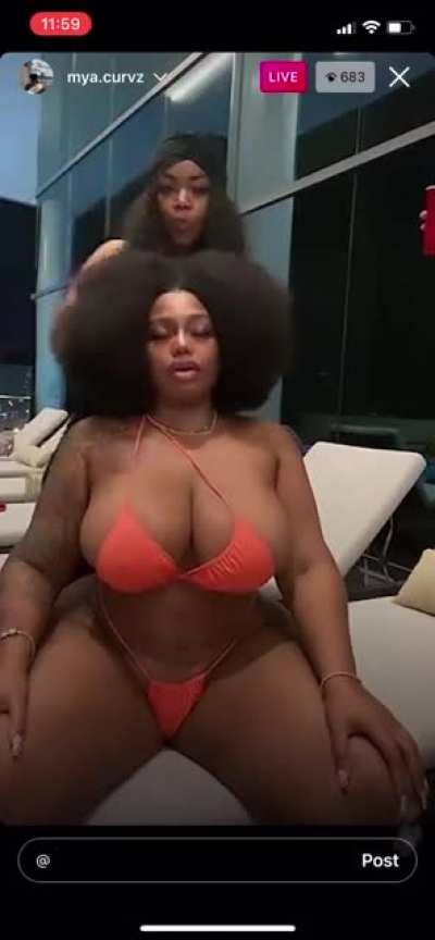My@.Curvz
