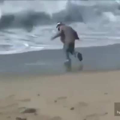 aga dayıya üzüldüm be.. yazık o göbekle o götle yapılırmı bu...