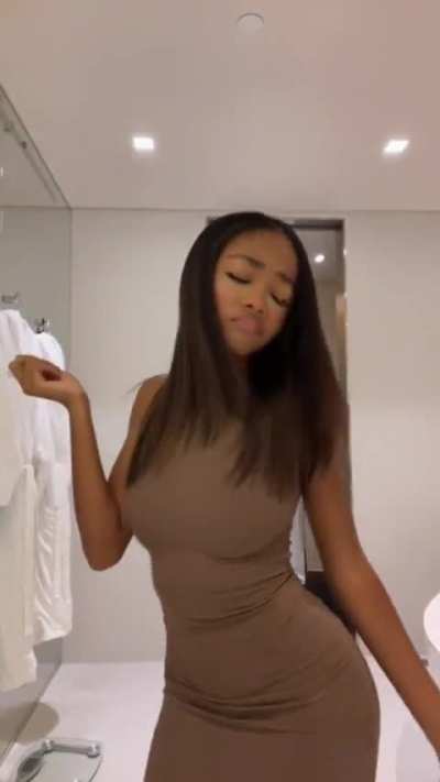Skai Jackson 