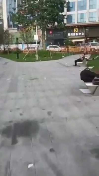 🇨🇳 Chinese people locked out of their homes, sleeping on the streets in Shenzhen because they missed a PCR test and could not get a green QR code allowing them into their buildings