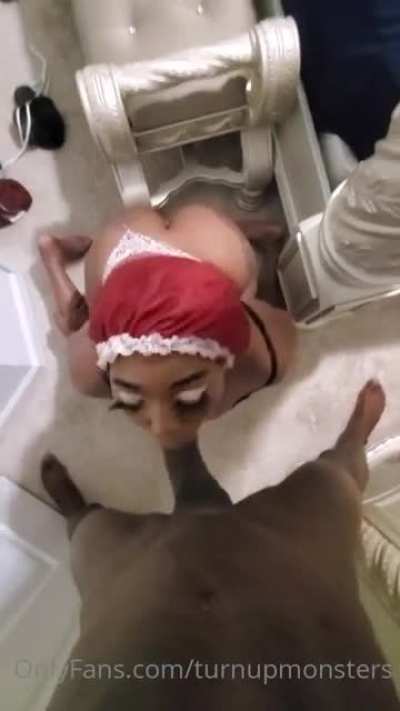 Omg her ass so Phat🍑<wbr>💦and fucking fine