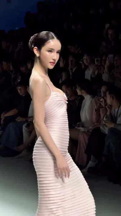 Yoshi Rinrada Thurapan