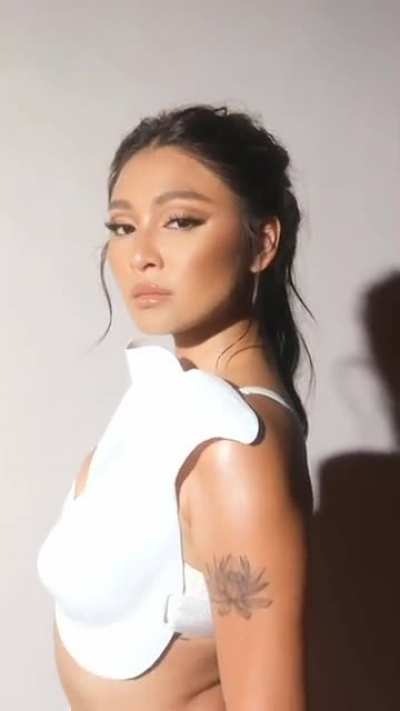 Nadine Lustre