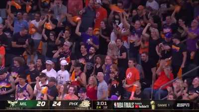 [Highlight] Cam Payne’s three forces a time out!