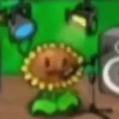La vi ejerciendo un movimiento seductor con sus gluteos. Rápidamente reaccioné al acercamiento para expresar mis cordiales saludos, su pareja actual huyó despavorida mente al visualizar mi arma de fuego.