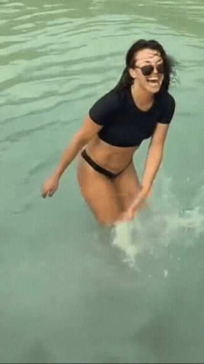 I can’t stop thinking about the video of Parvati twerking. LOML