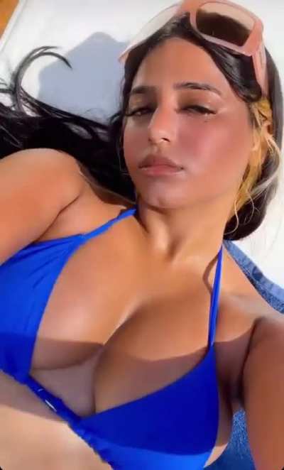 sun bathing ☀️💙 IUTR