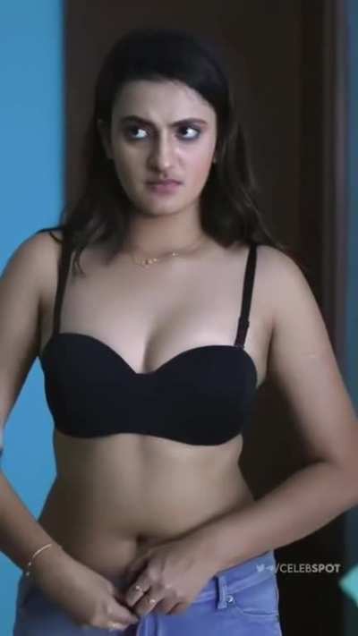 Ayesha 😍