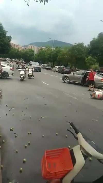 又在摇滚了