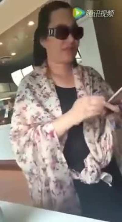 很难绷住