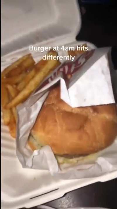 👁🕳👁