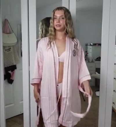 Nice to see her disrobe on camera