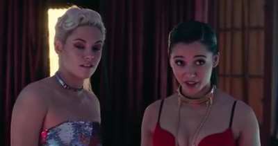 Naomi Scott & Kristen Stewart