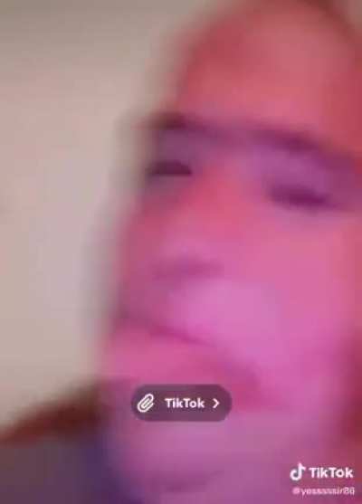 🧑🏿‍🦯