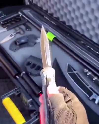 Se você quiser fazer um um acerto de contas me chame que já estarei com ARMAS e veículos disponíveis