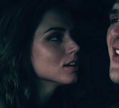 How would you react if Ana de Armas did this to you?