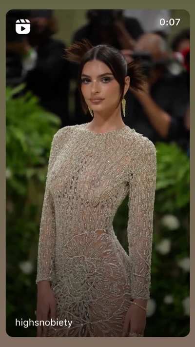 Emily Ratajkowski
