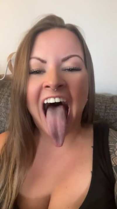 You all wanted more long tongue videos, you got it! ðð<wbr>ð<wbr>